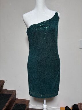 One-Shoulder Emerald Green Sequin Bodycon Dress
